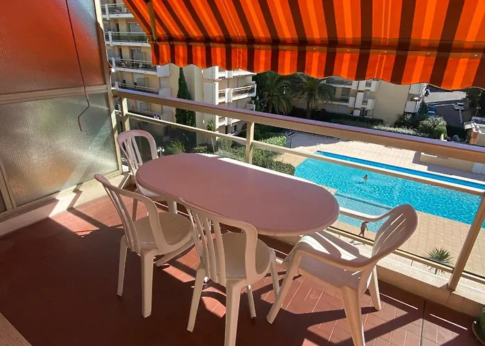 French Riviera Raphael Retreat דירה